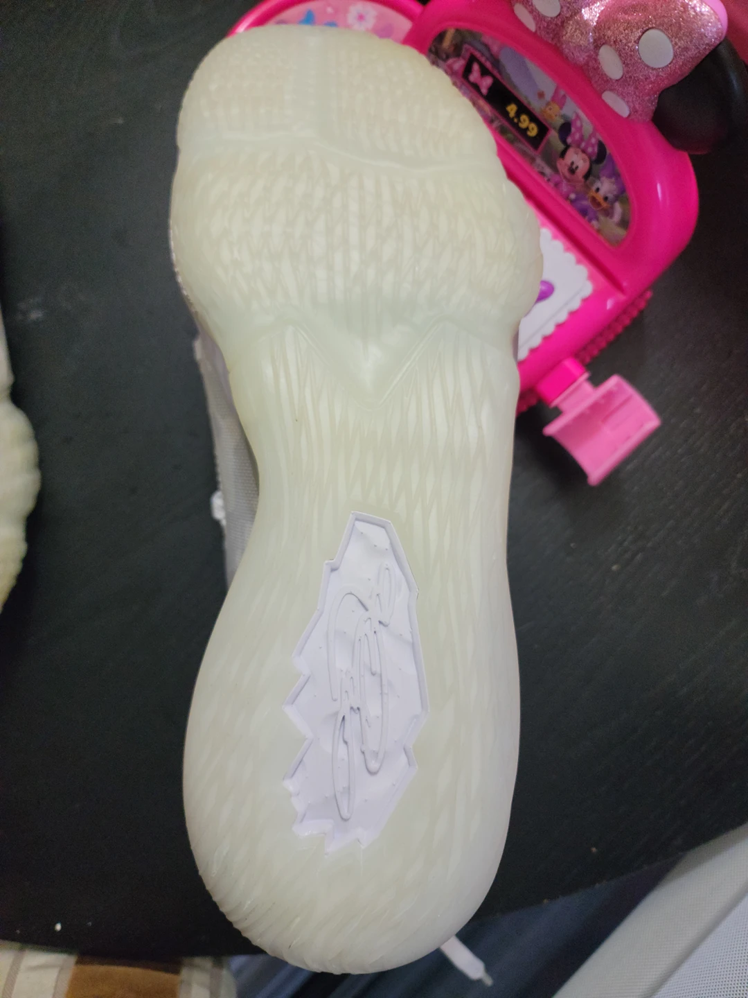 nike lebron 17 low white camo image indicator(3)