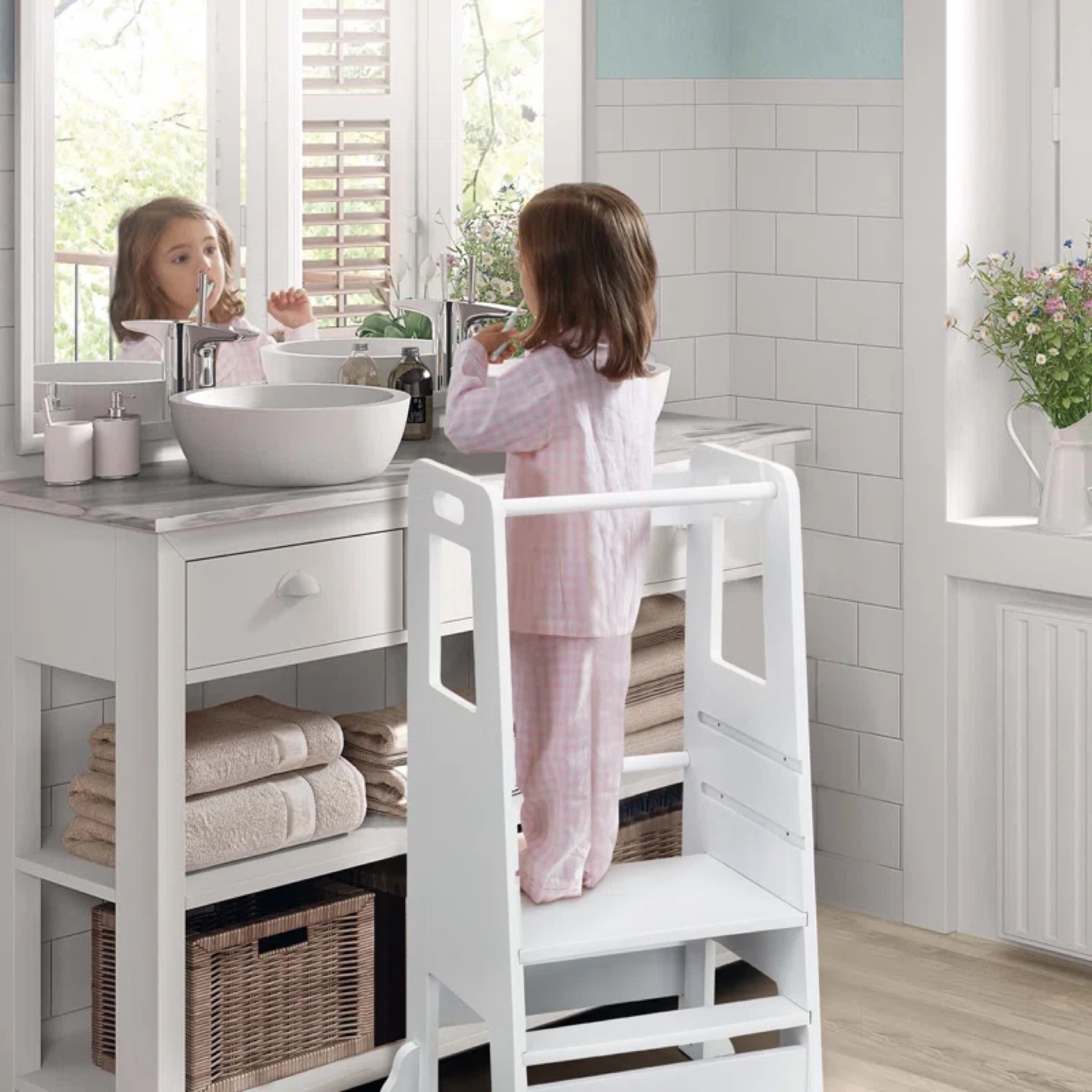 Unboxed (brand new) Isabelle & Max Learning Tower - photo 2