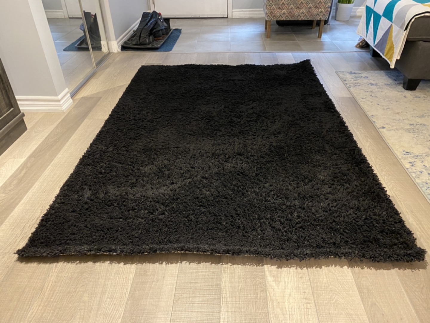 Large Black Rug - photo 2