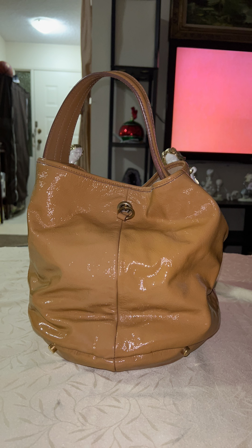 Authentic YSL patent Capri Bag - photo 2