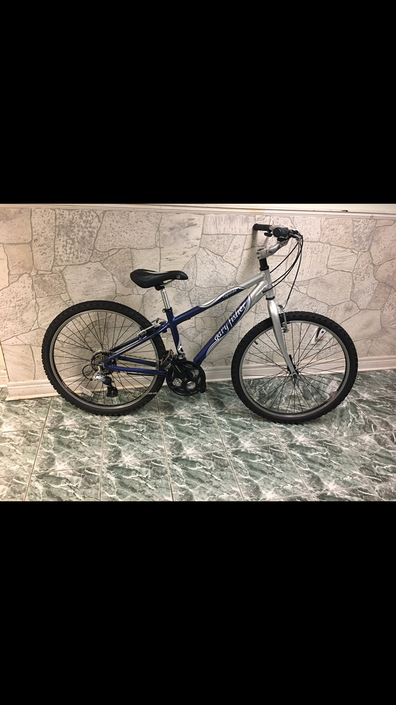 Women Gary Fisher Capitola 26 inch wheel
