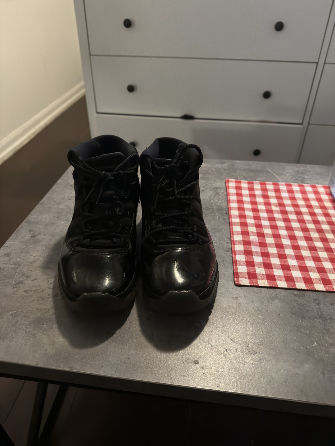 Jordan prom night size UK7