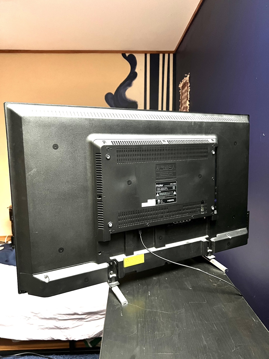 36” TV - Haier - photo 2
