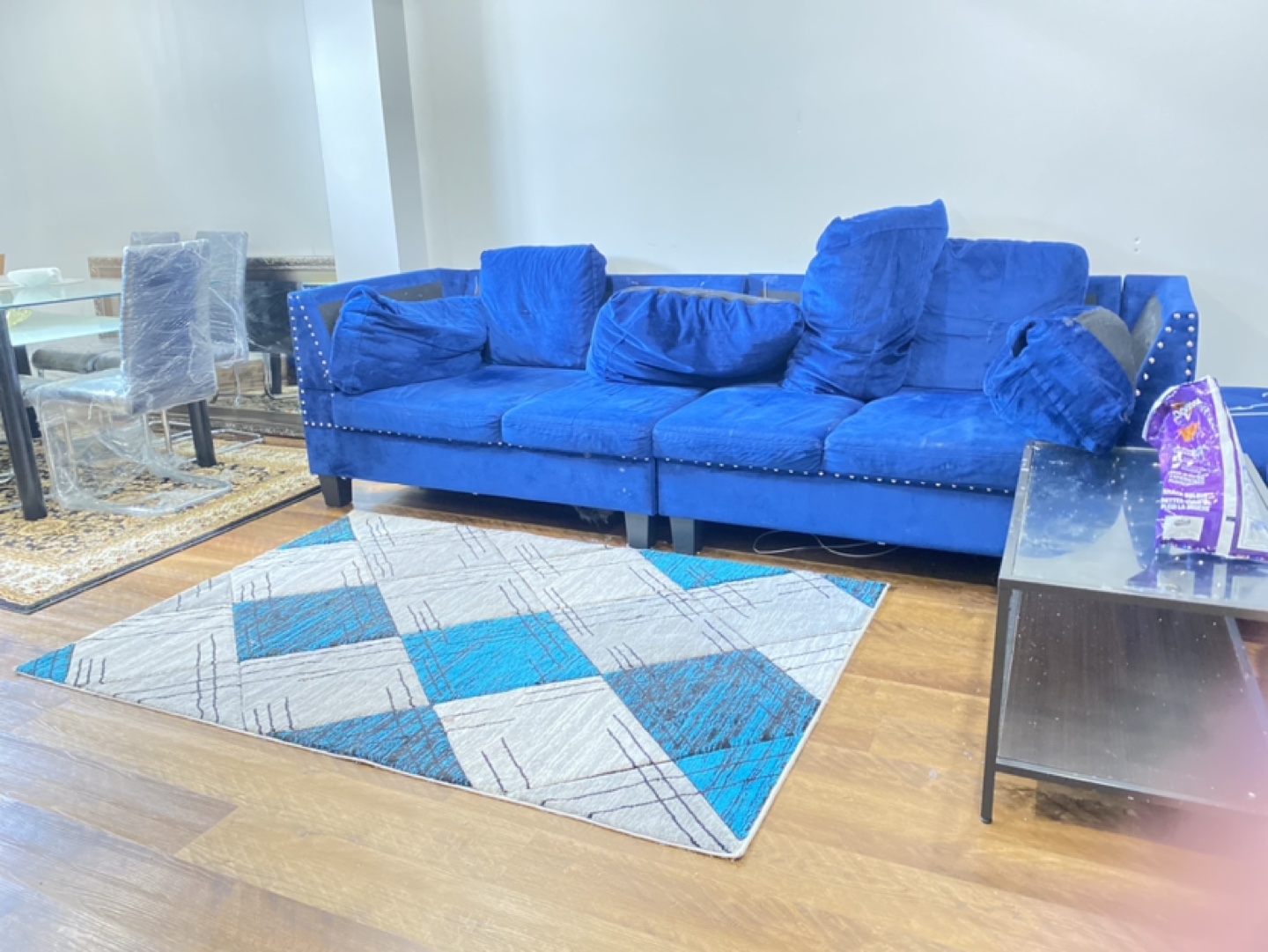 4 seater sofa thumbnail