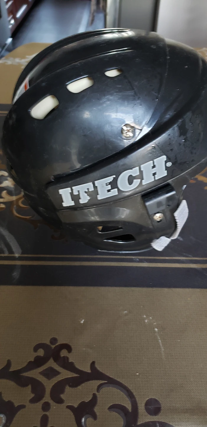 helmet - photo 4
