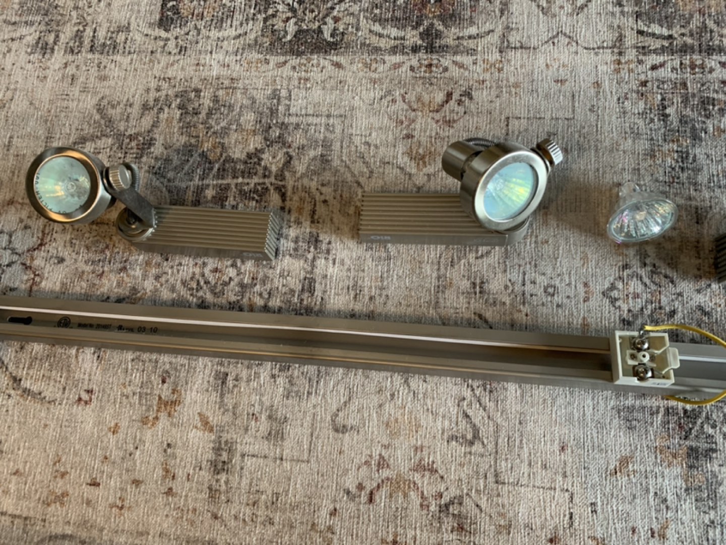 Rio Track Light image indicator(2)