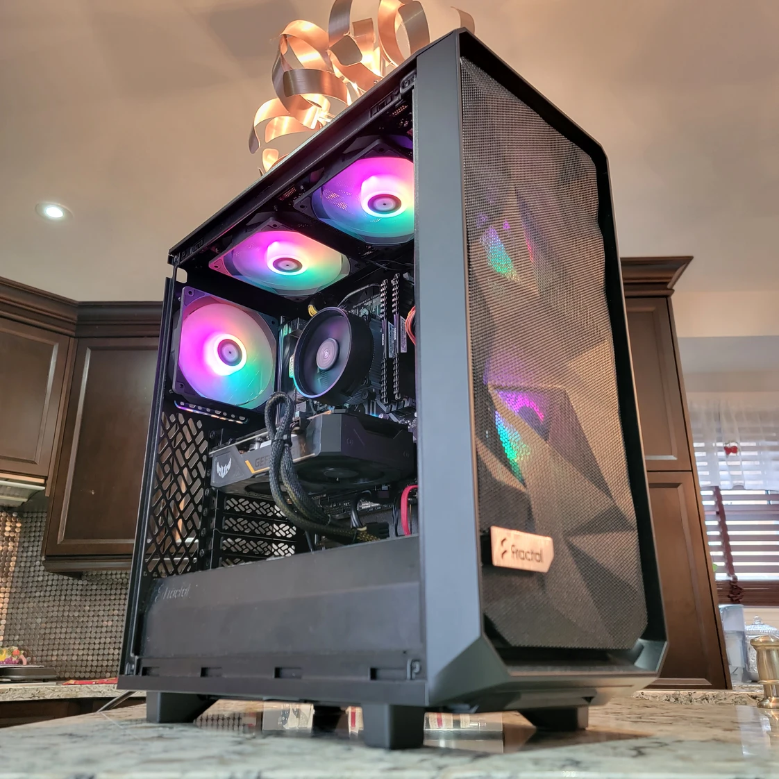CUSTOM GAMING PC - Ryzen 5 2600 / GTX 1660 6GB SUPER / 16GB RAM