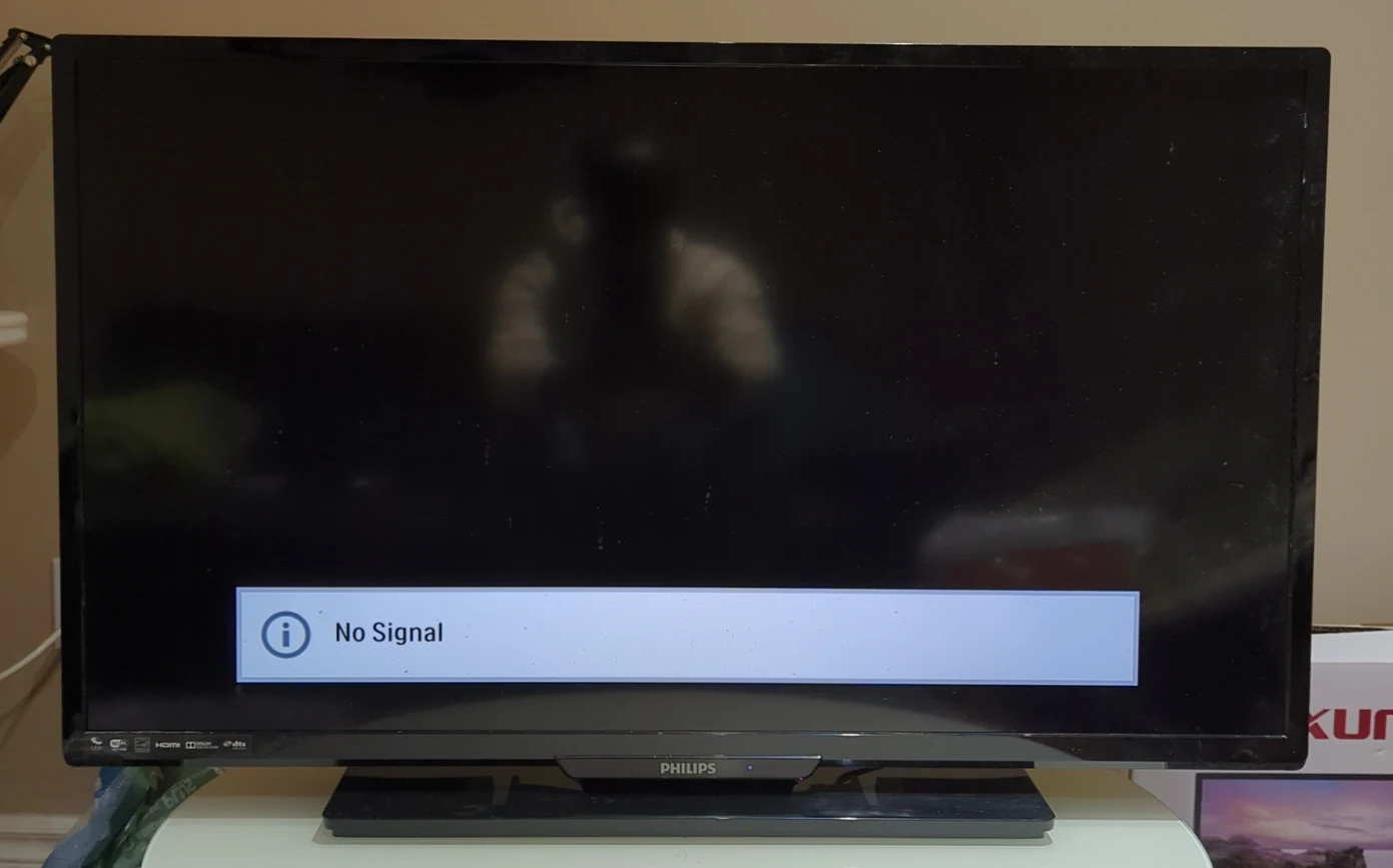 40" Phillips LED FHD 1080p Resolution Smart TV - photo 2