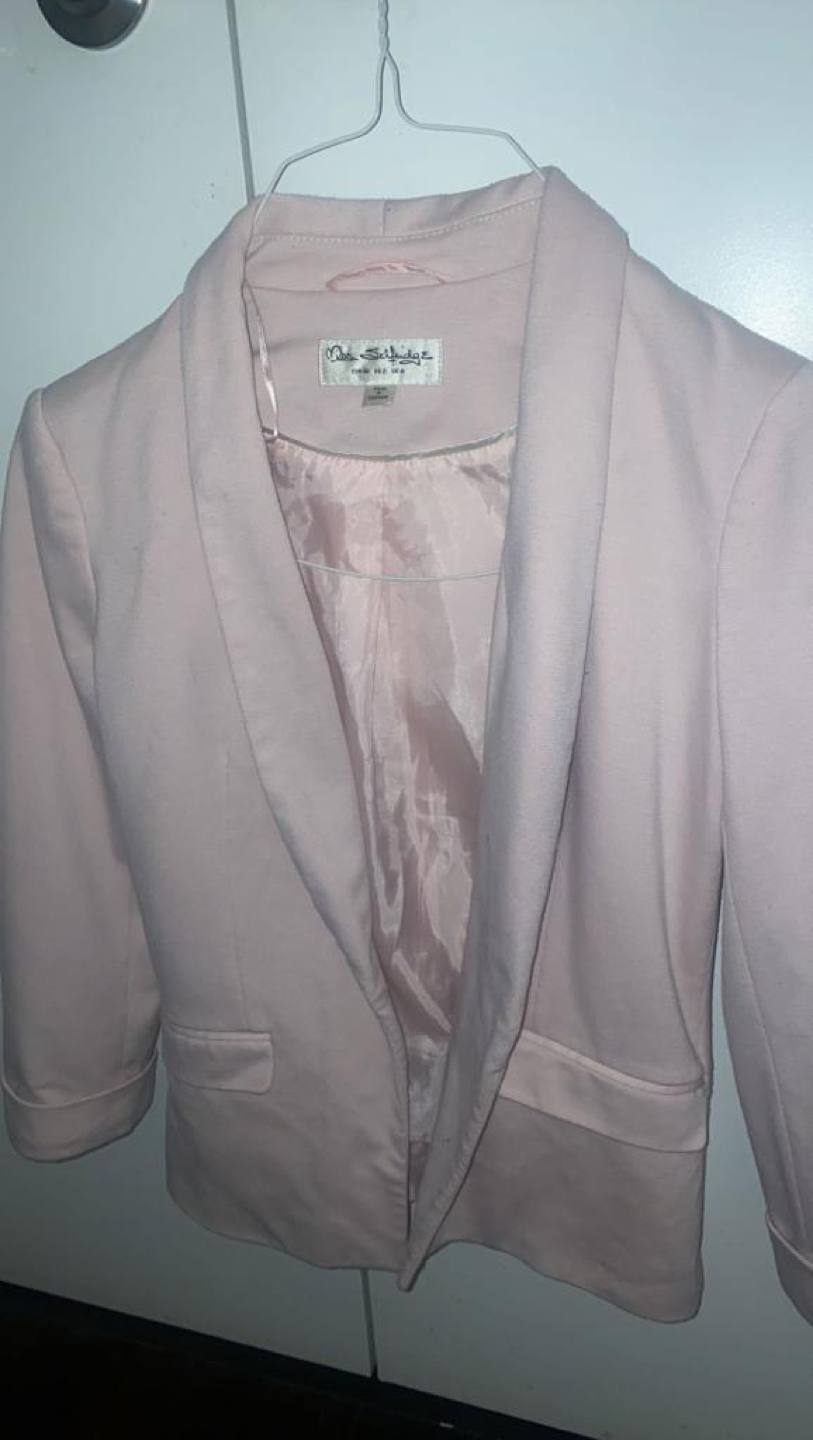 Pink blazer thumbnail