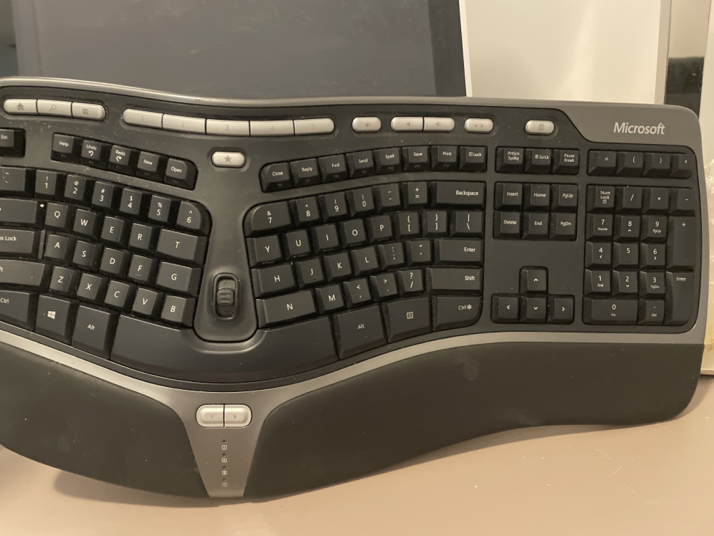Ergonomic Keyboard 4009 Microsoft