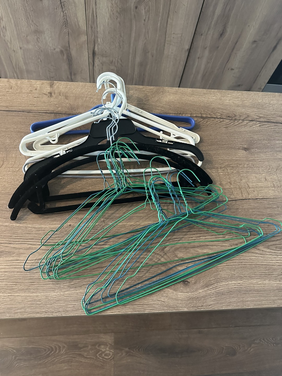 30 assorted hangers