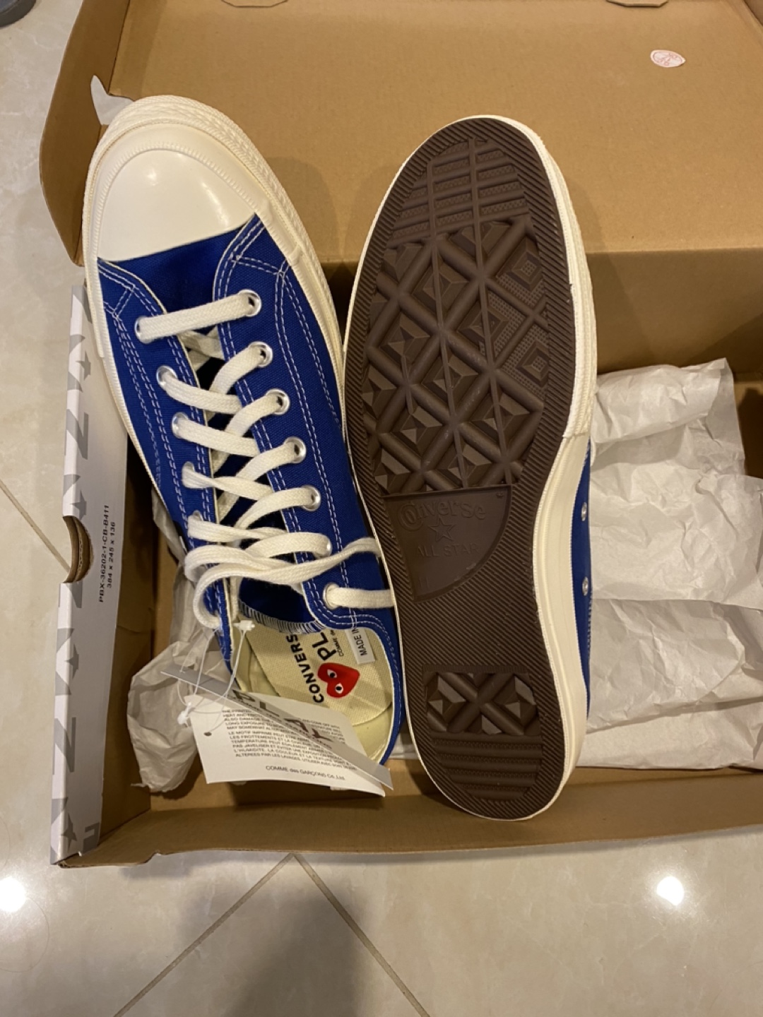 Converse running shoes brand new - photo 3