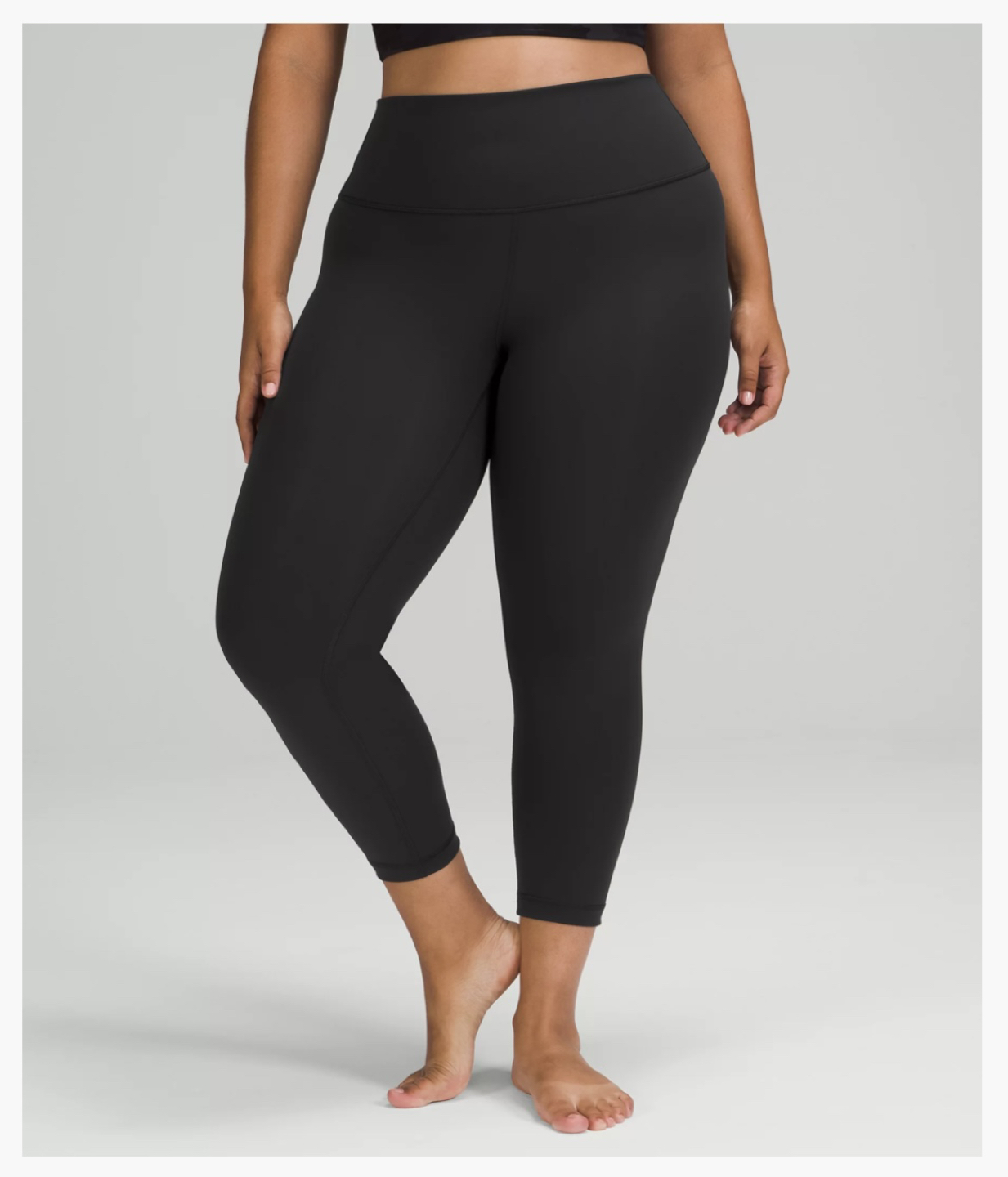 NWT Lululemon Wunder Under in Size 8 thumbnail