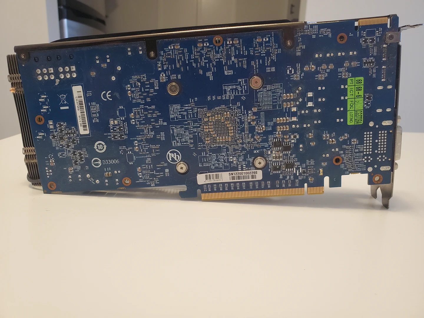 Gigabyte Radeon HD 7870 - photo 2