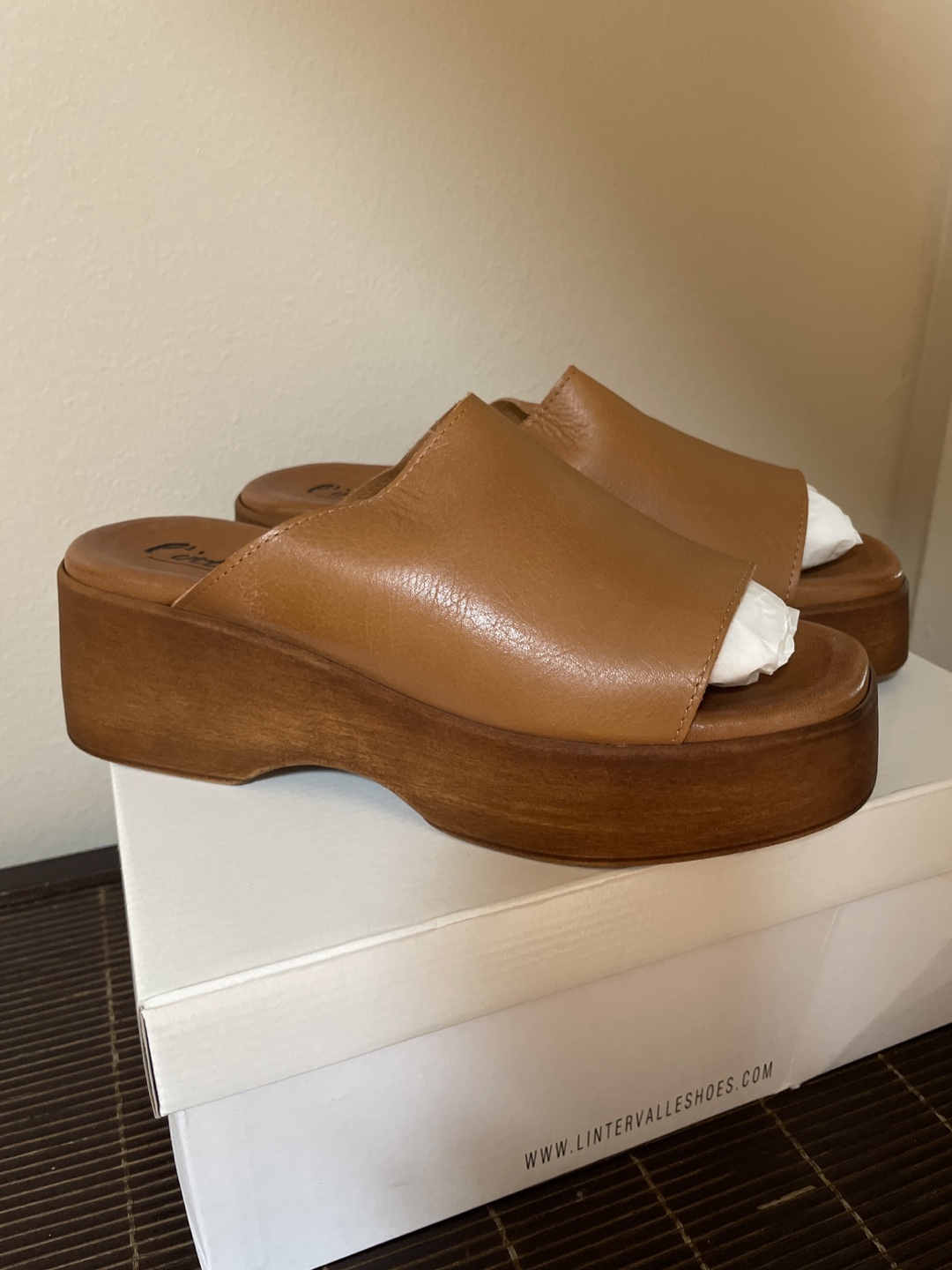 Tan Leather Platforms (size 8/39) thumbnail