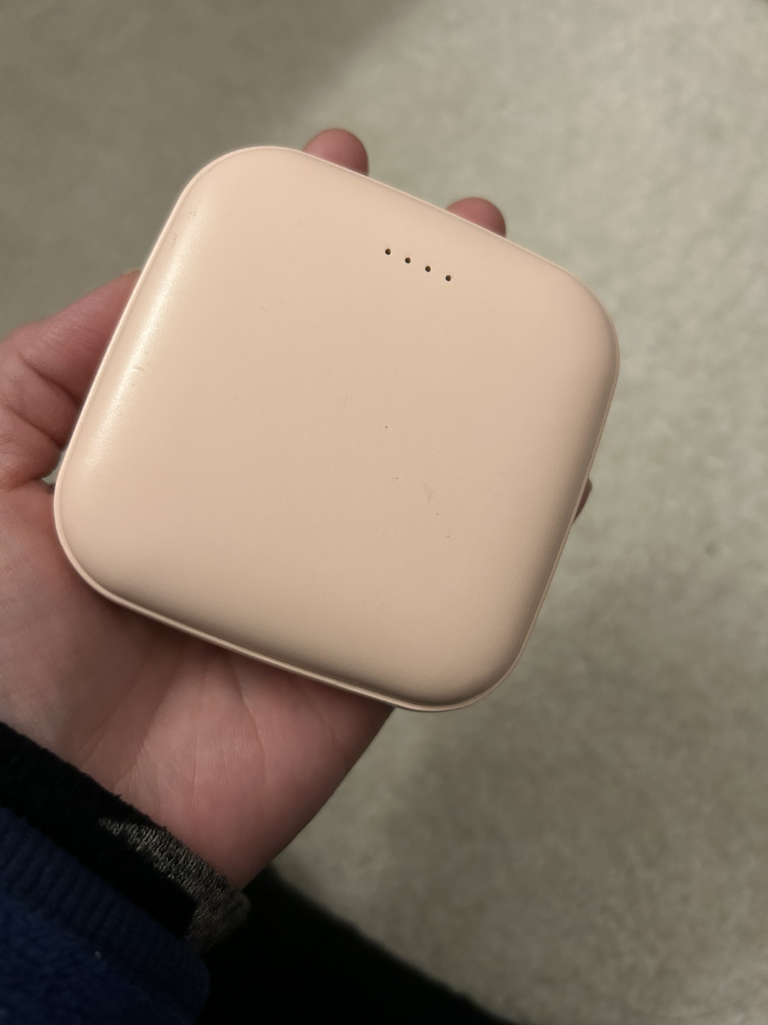 Palm size power bank thumbnail