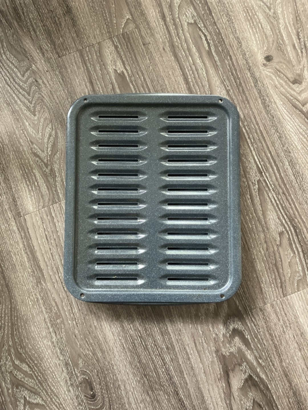 Broiler Pan (Baking pan with grate) thumbnail