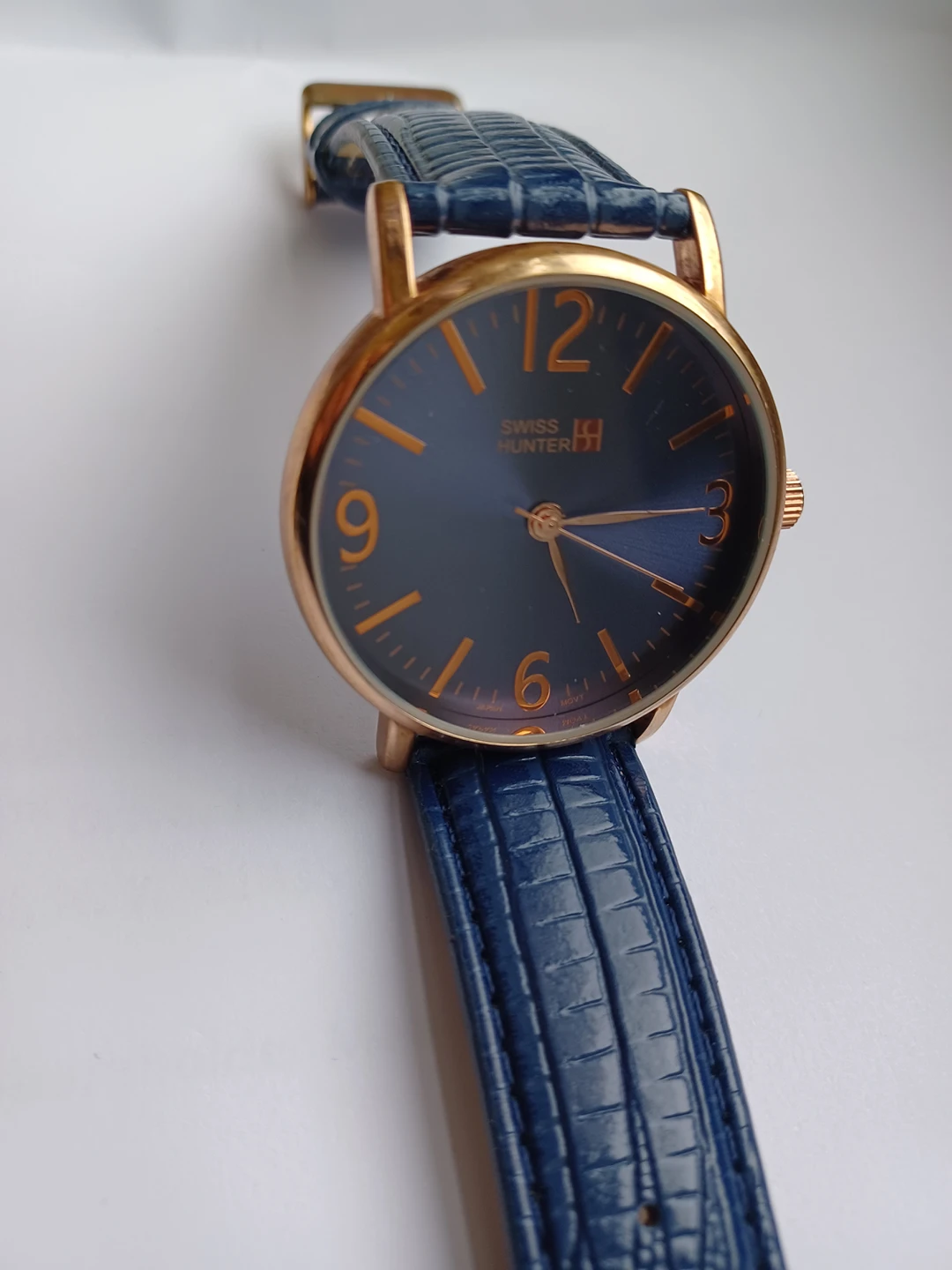 Swiss Hunter wristwatch BLUE