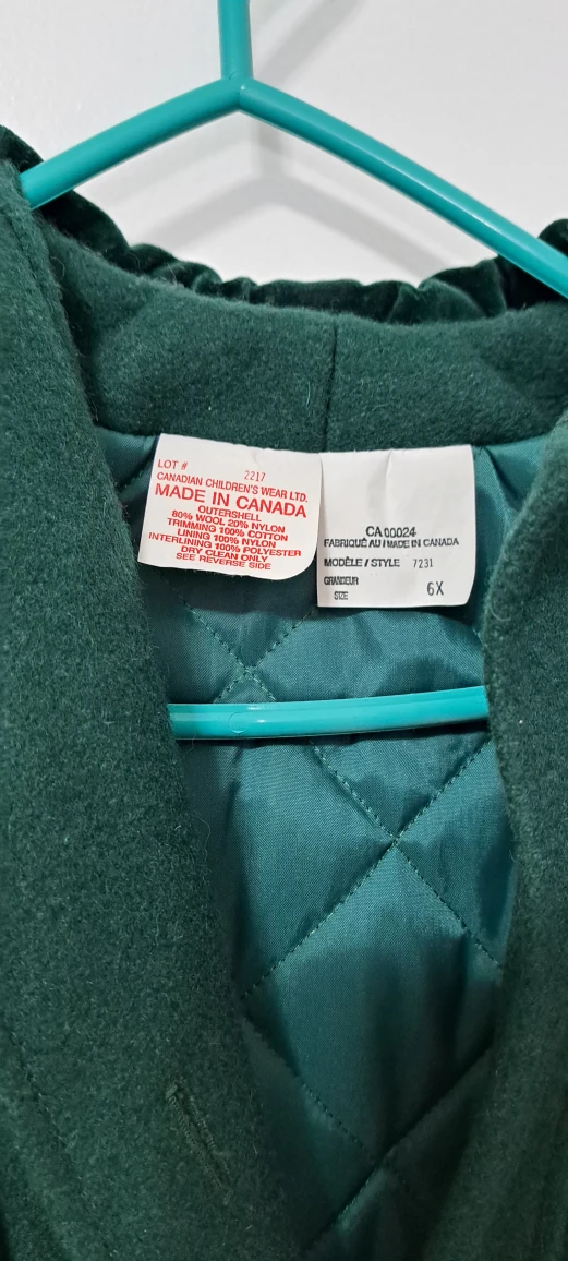 Beautiful Emerald  green, velvet on collar and cuffs. image indicator(3)