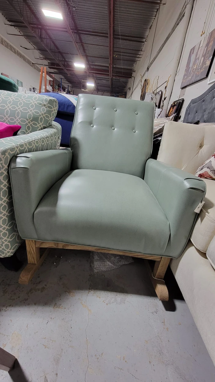 Bonded Leather Rocker - photo 4