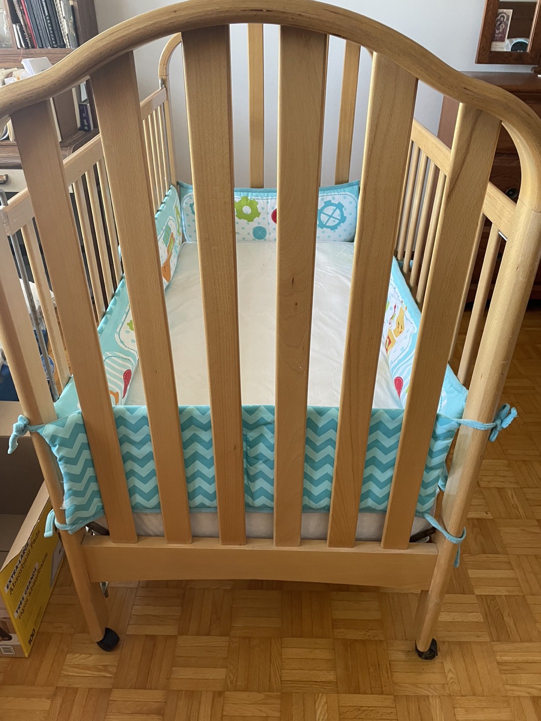 Baby Crib - photo 2