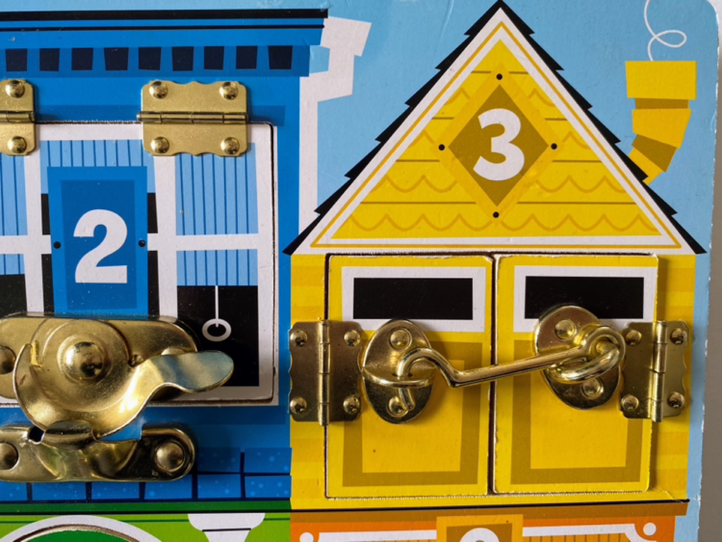 Toy - Melissa and Doug Latches Board - photo 4