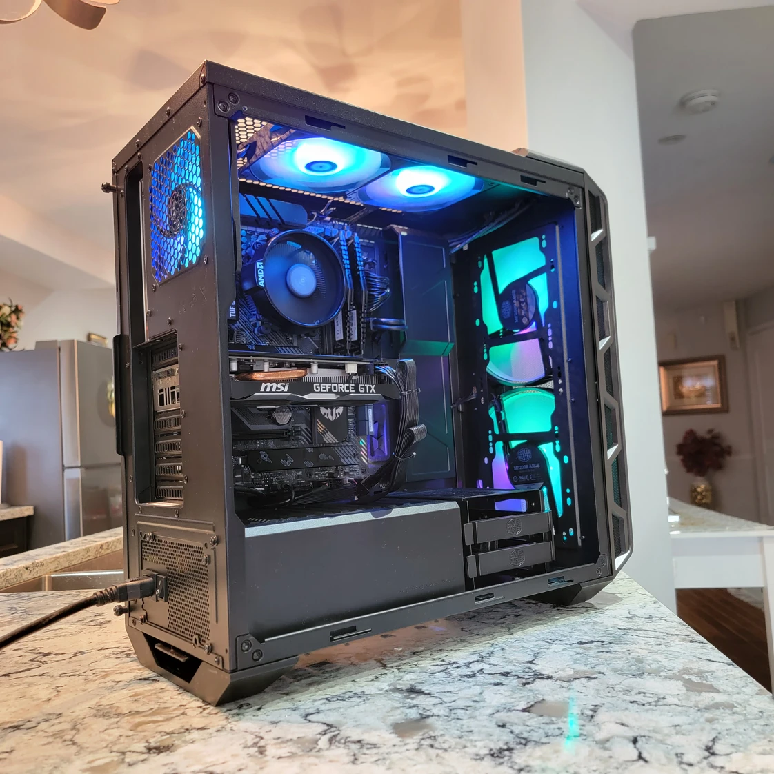 CUSTOM GAMING PC - Ryzen 5 2600 / GTX 1660 6GB SUPER / 16GB RAM image indicator(2)