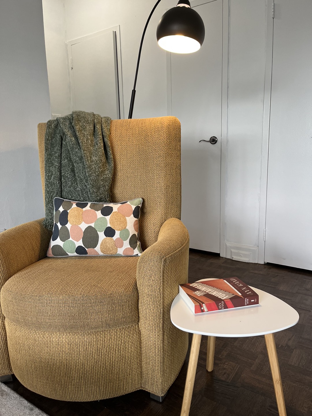 Floor Lamp | Studio Lamp | Black Lamp image indicator(3)