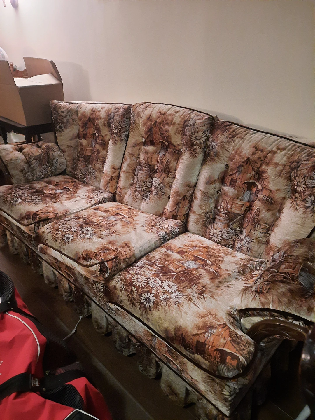 retro couch set . thumbnail
