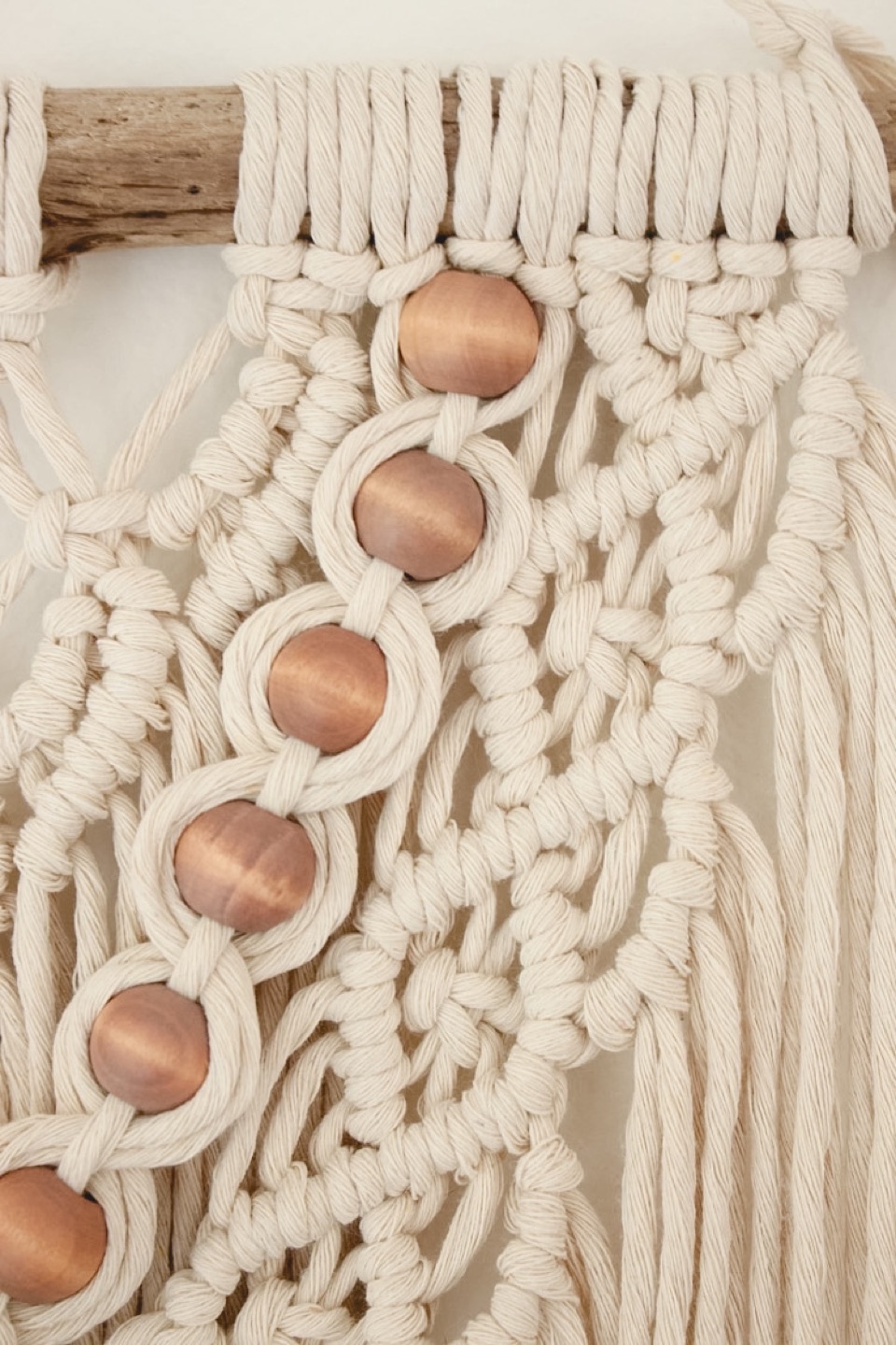 Macrame wallhanging with wood beads - photo 3