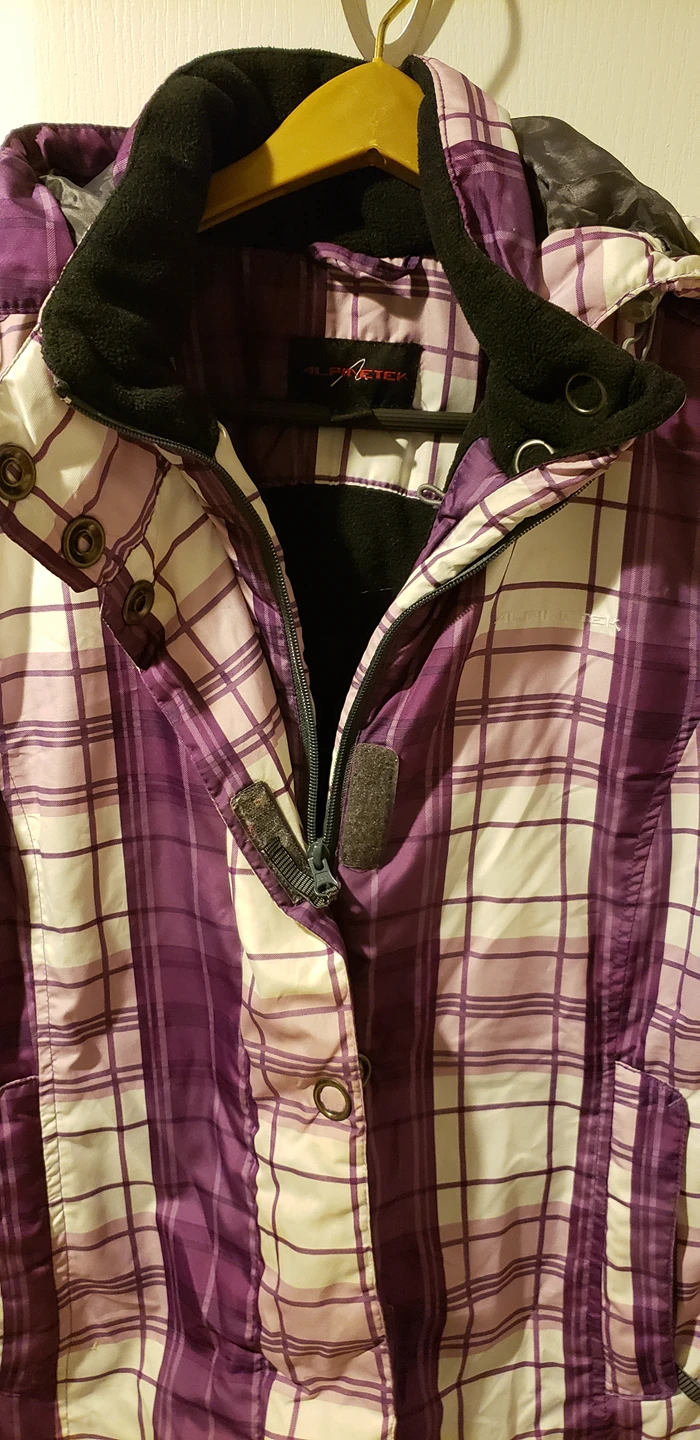 medium size winter jacket thumbnail