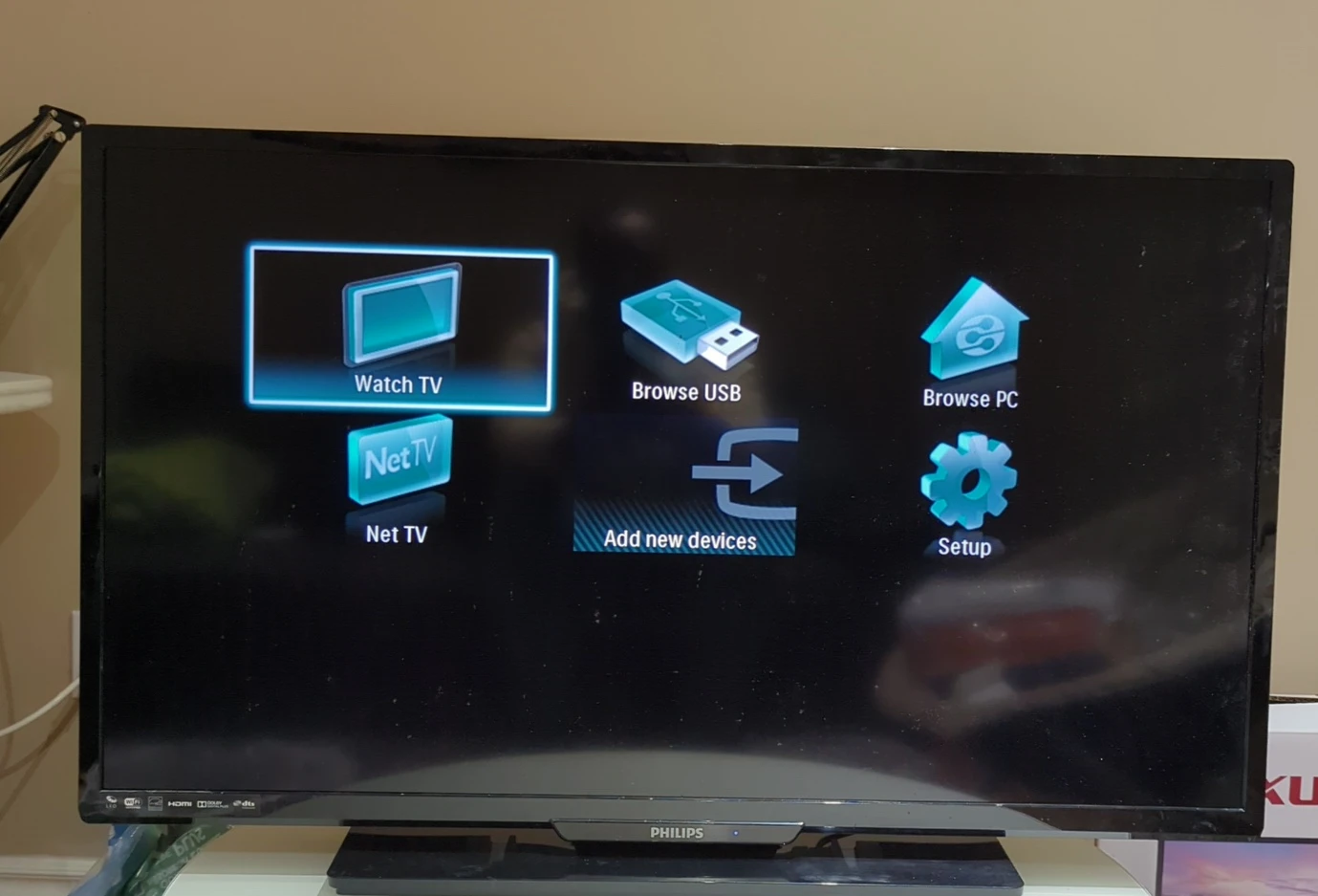 40" Phillips LED FHD 1080p Resolution Smart TV