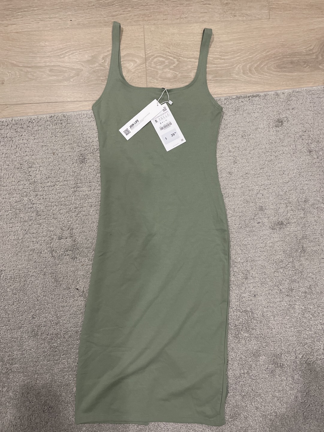 Green Zara Midi Dress thumbnail