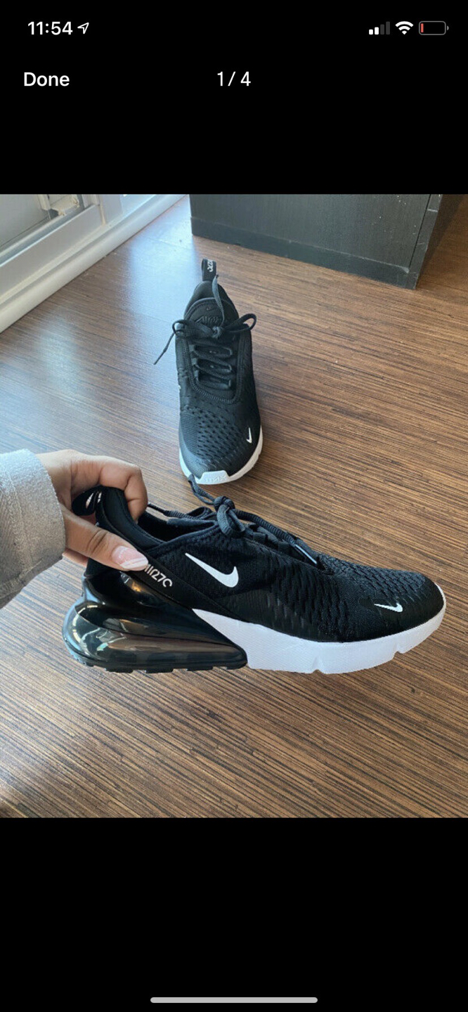 Woman’s Nike Air Max 270
