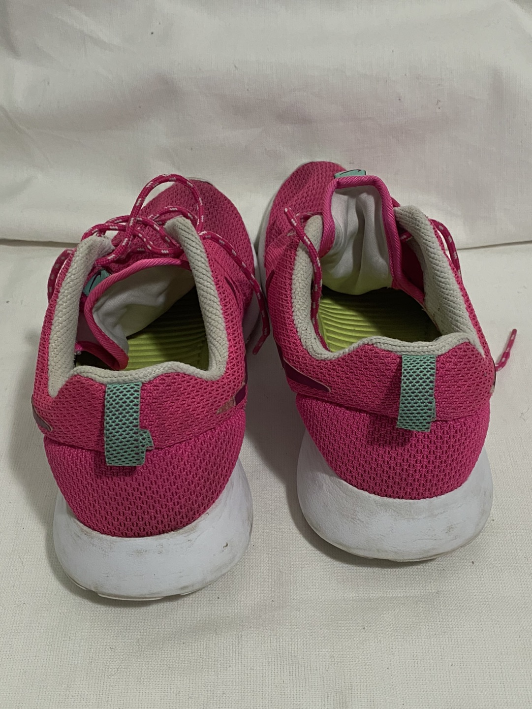 Nike Pink Net Sneakers Runners Size 9 image indicator(3)