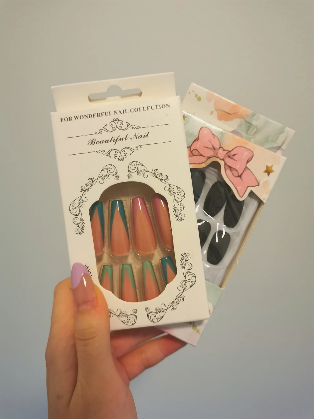 #freecycle 2 set of fake nails thumbnail