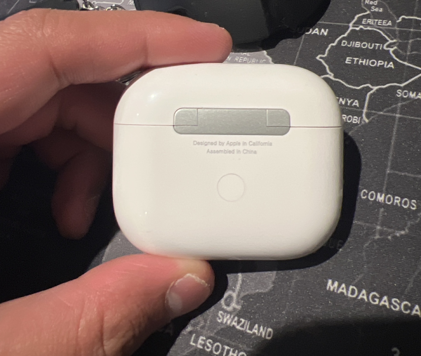 Apple AirPods - photo 2