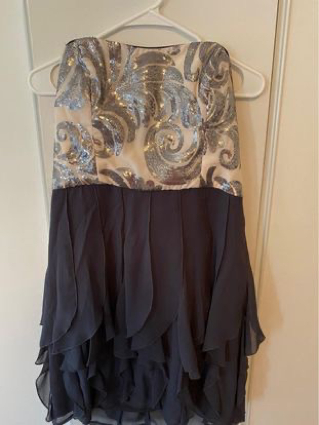 NEW - Elegant Halter Formal Party Dress