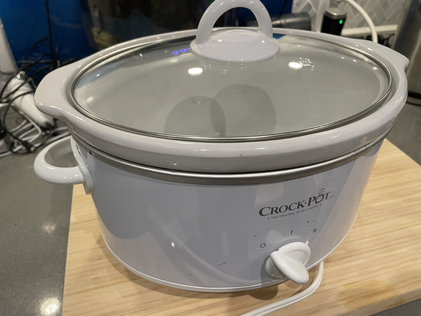 Crock pot slow cooker