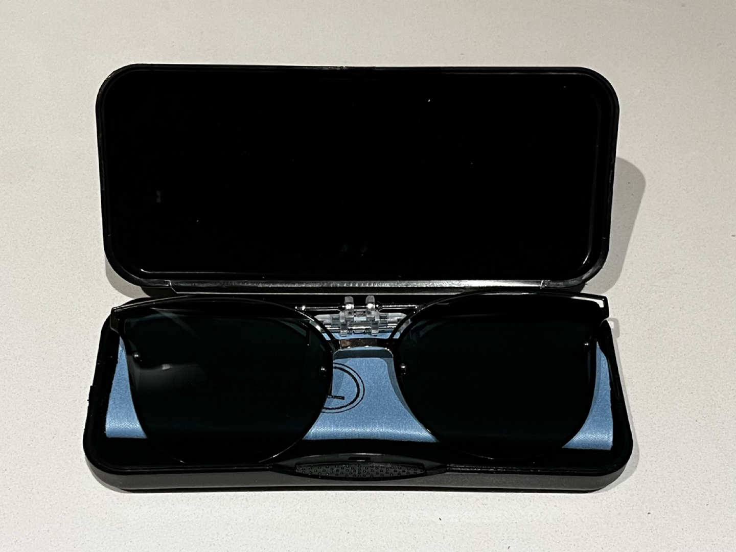 Clip on Sunglasses thumbnail
