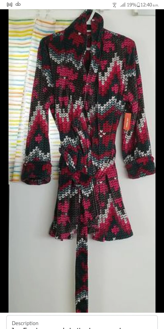 Woman's Bathrobe - photo 2