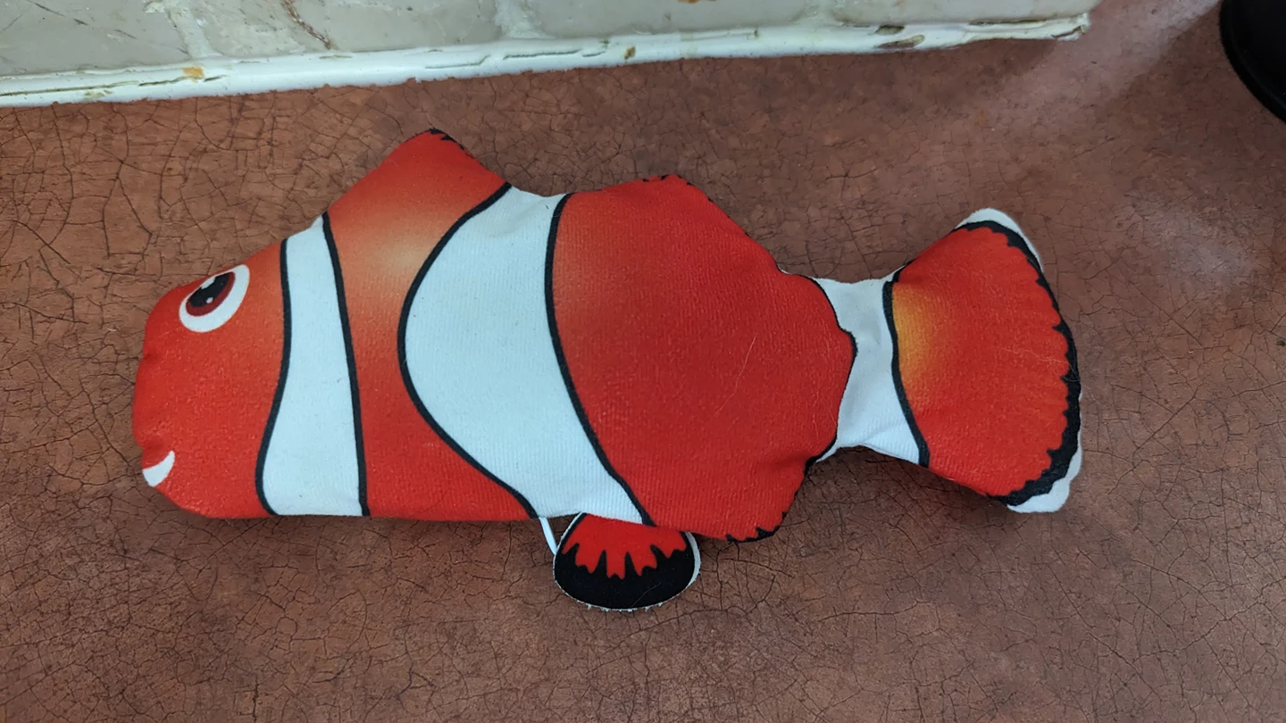 3 Dog toys, dog bandana with clip #freecycle thumbnail