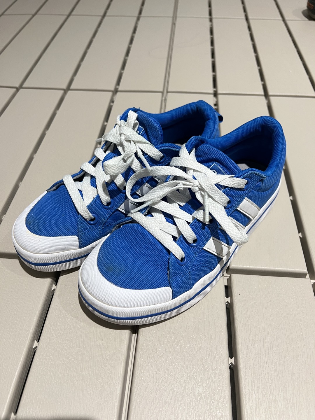 adidas kids thumbnail