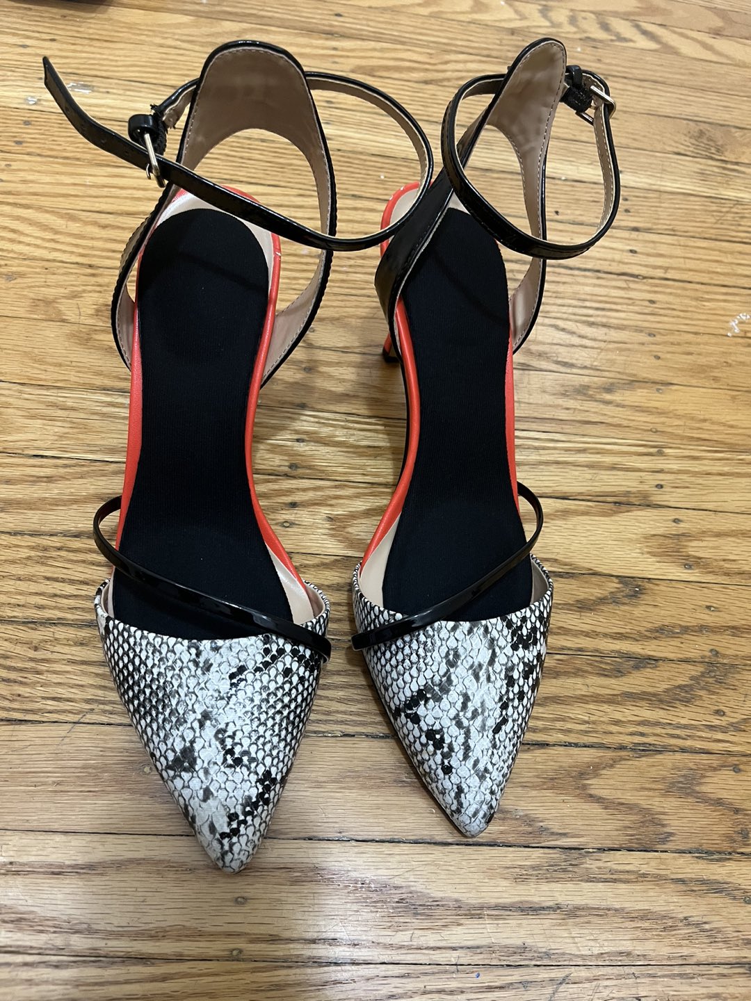 Shoes size 8 thumbnail