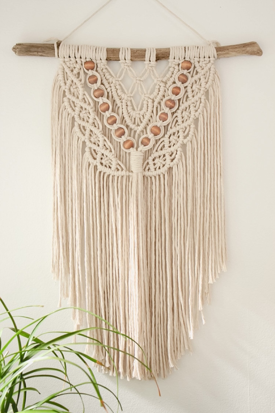 Macrame wallhanging with wood beads - photo 2
