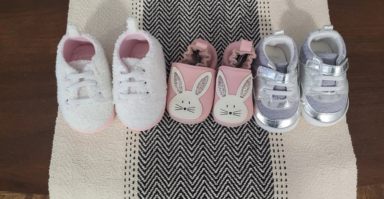 Baby Shoes - 3 pairs, Like NEW - photo 2
