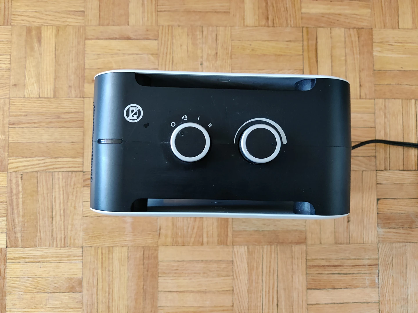 Mill Compact PTC Ceramic Fan Heater with Aluminum Foot - photo 2