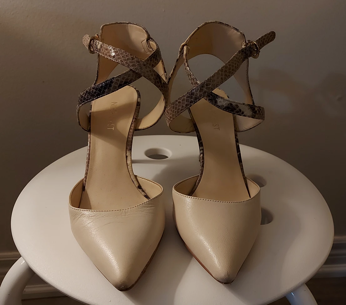 Nine West thumbnail
