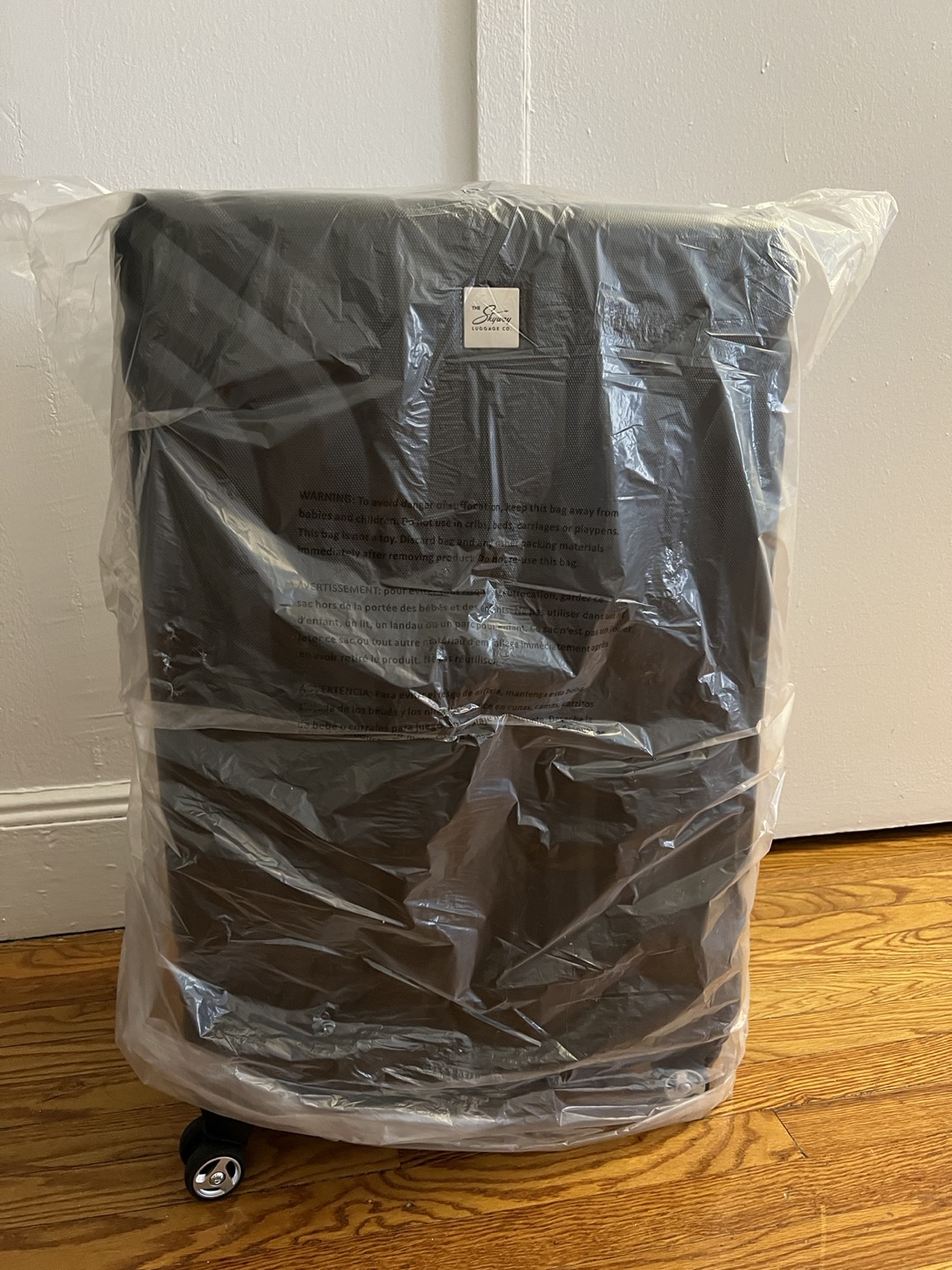 Brand new large luggage - photo 5