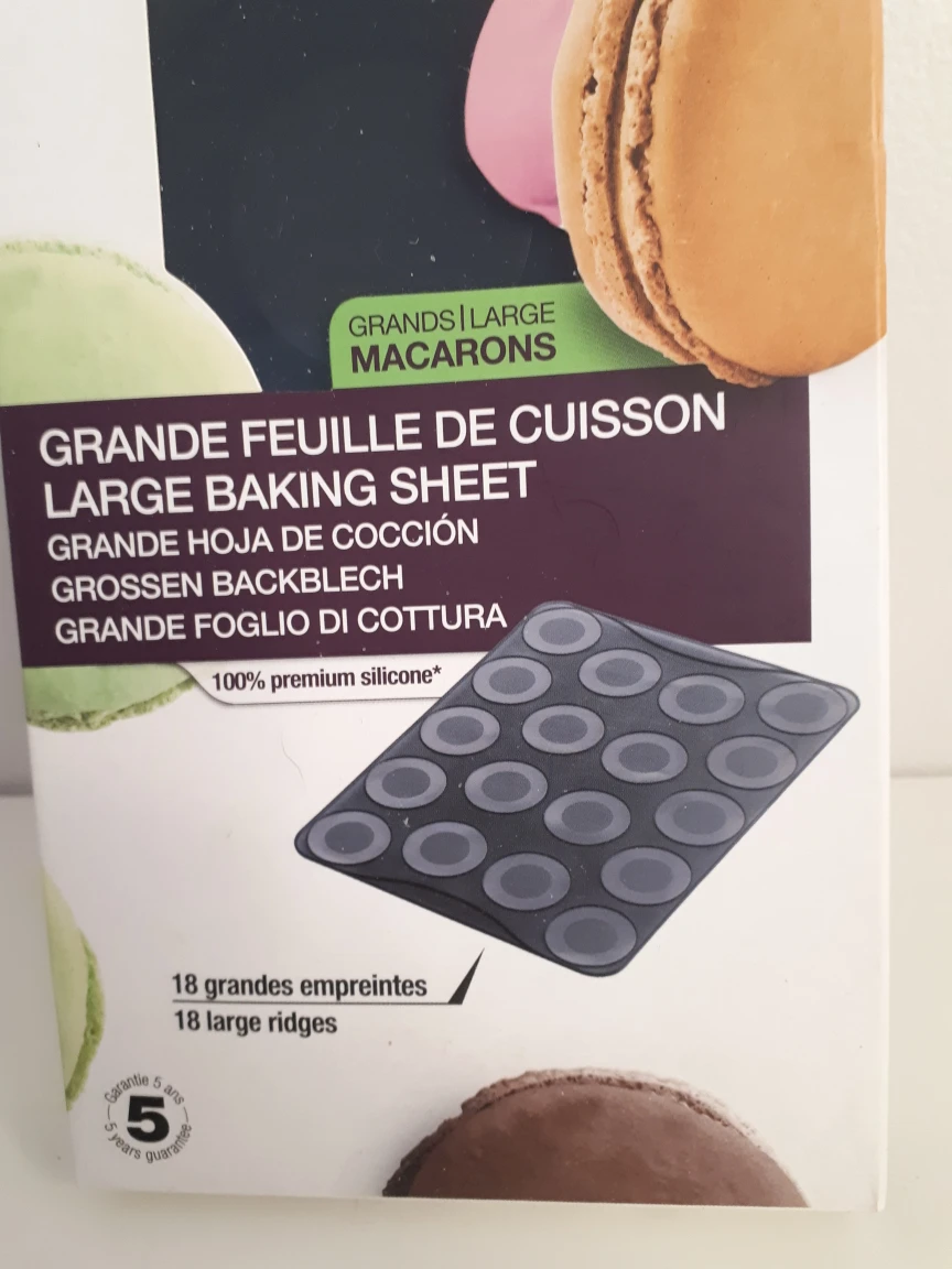Large Macarons Baking Sheet w/Recipe - photo 2